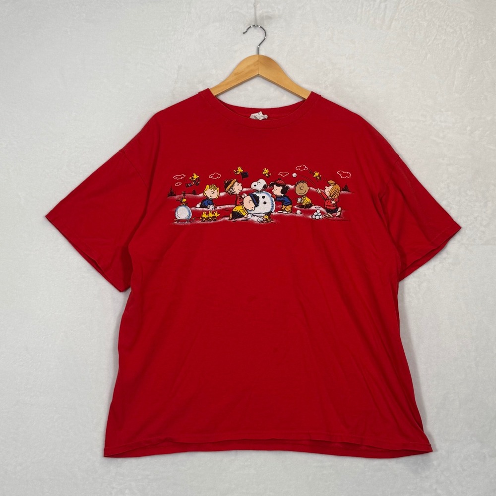 Vintage Peanuts Red Snoopy Charlie Brown Christmas Winter Graphic T-Shirt XL